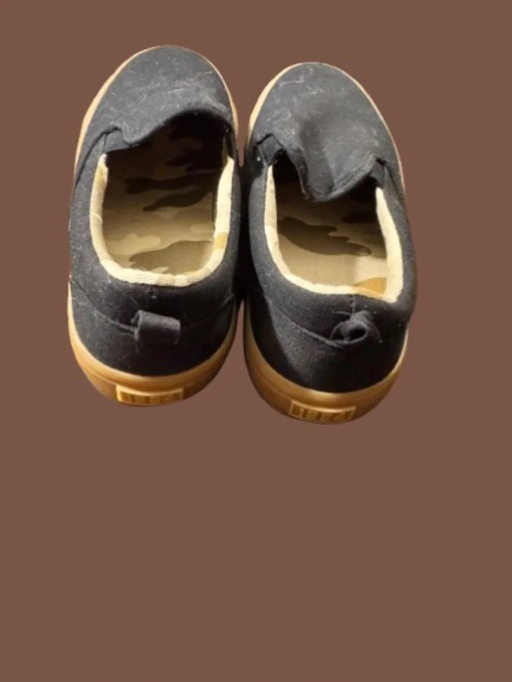 Boys Slip-On Canvas Sneakers in Black/Tan Camo with Gum Sole Size 4